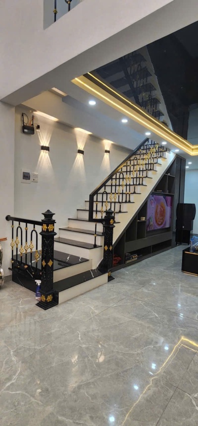 Gallery 6