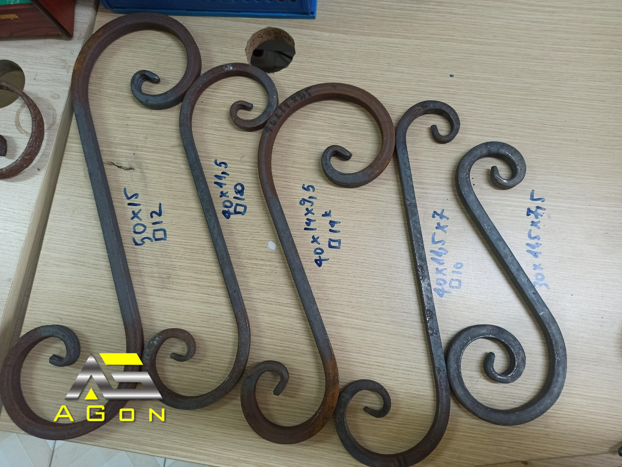 Mẫu Sắt Uốn AGon 47