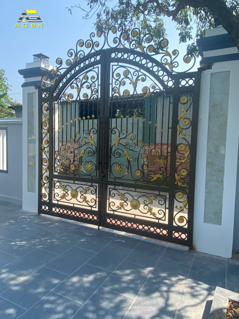 Mẫu cửa cổng AGon 68