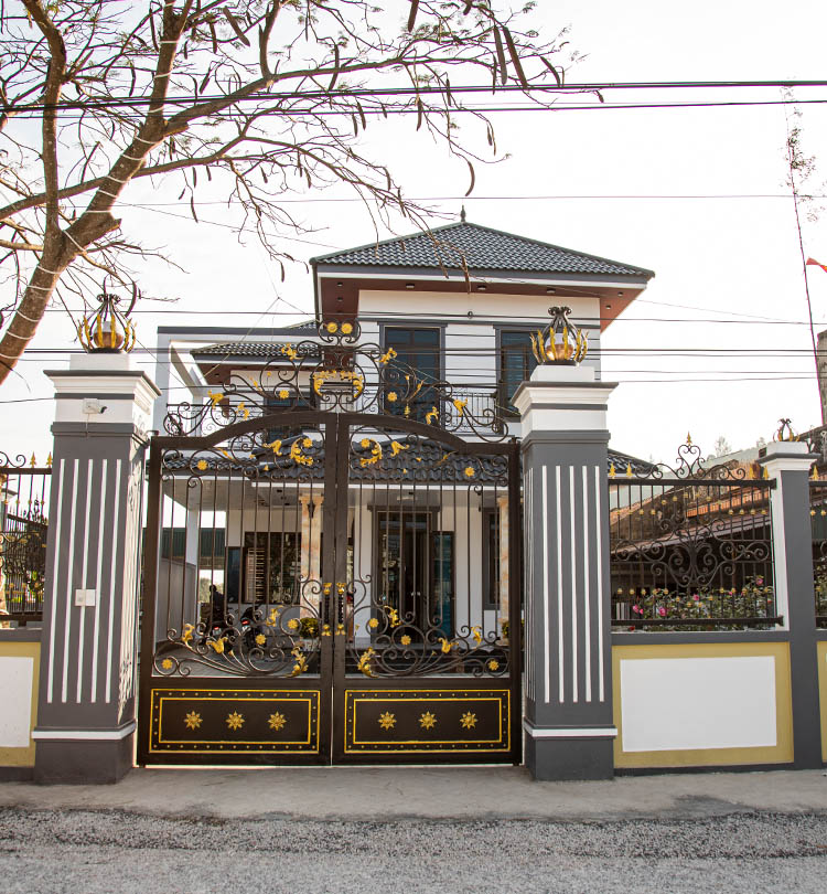 Sơn Tây – Ngôi Nhà Sắc Màu: Không Gian Giải Trí Độc Đáo Bằng Sắt Hộp4